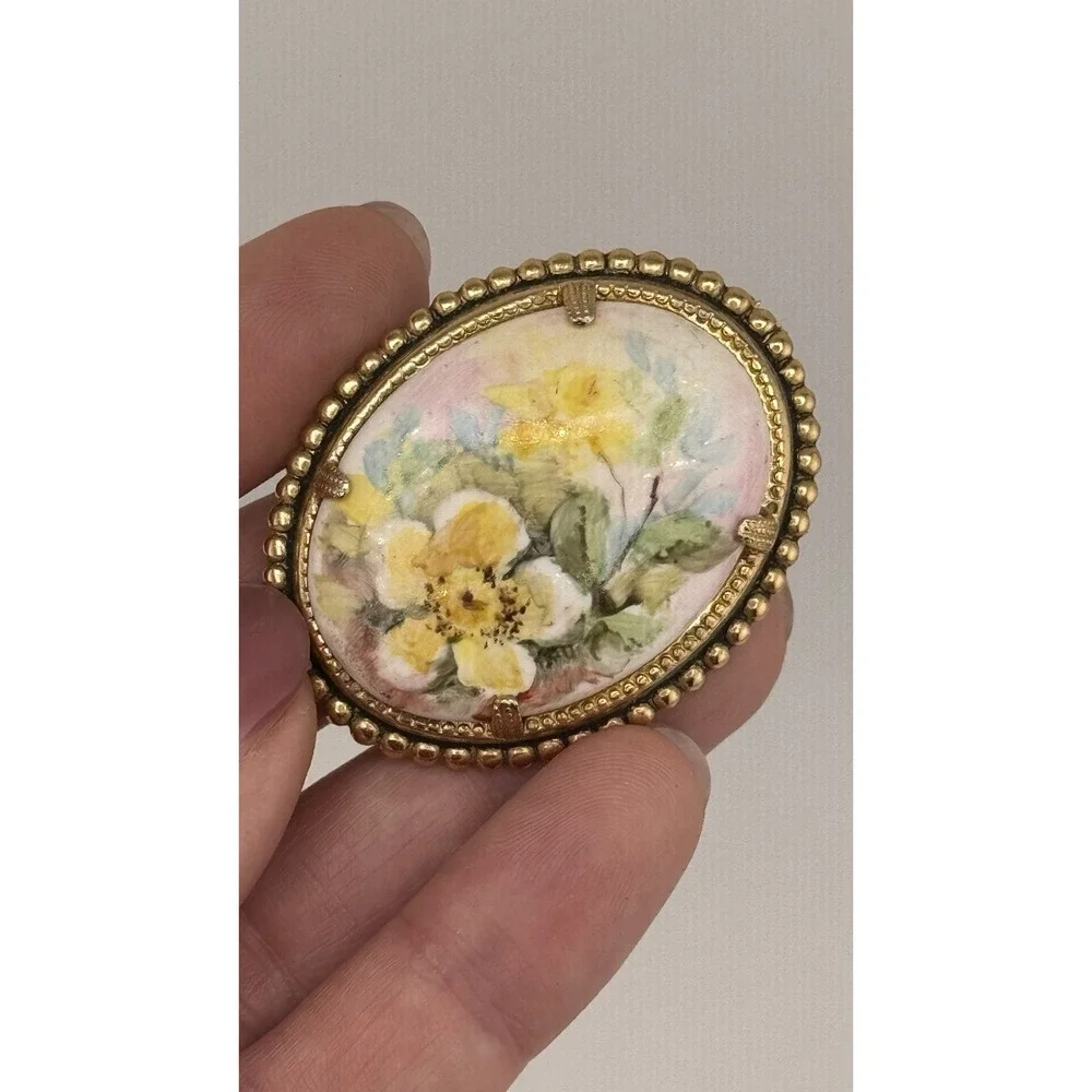 Vintage Porcelain Floral Brooch Gold Tone Oval Hand Painted Flowers
